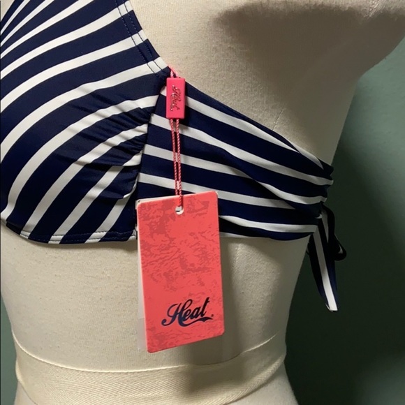 Heat bikini top - Picture 2 of 8